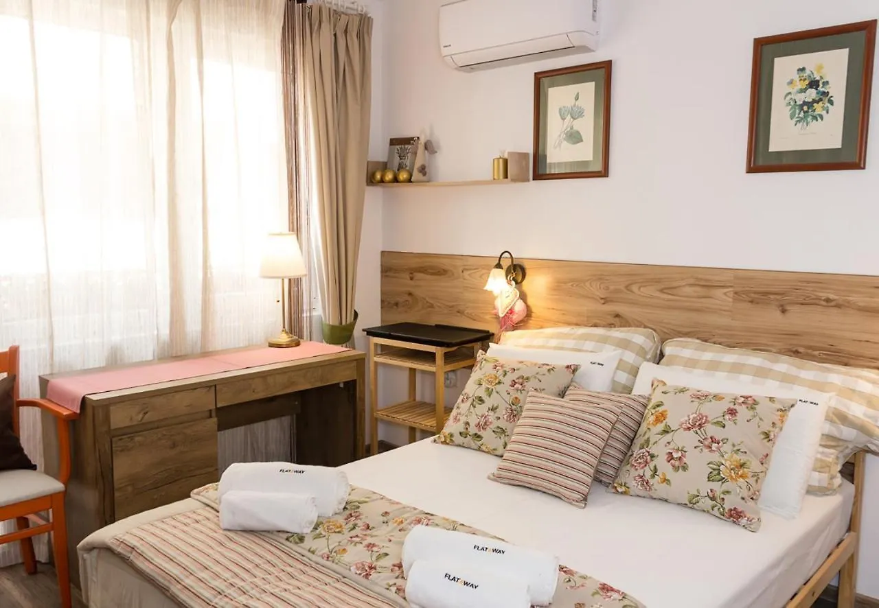 Rustic Interior In A Modern 2-Bedroom Apartment Varna