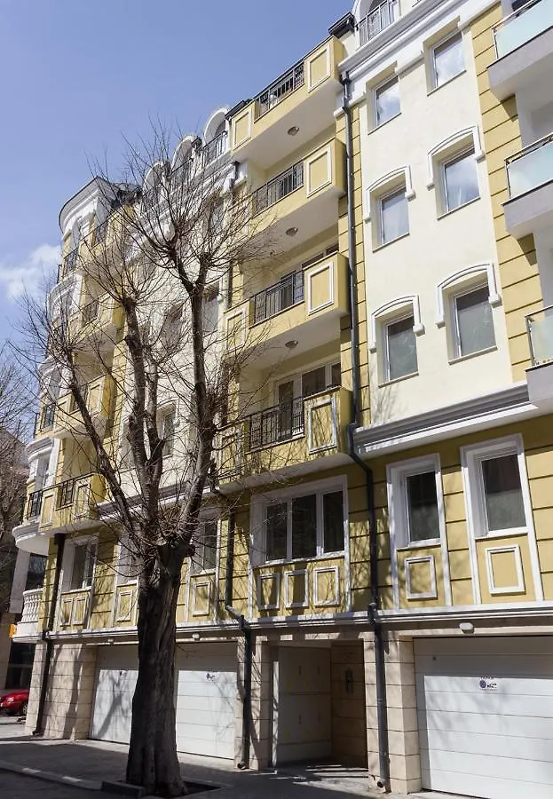 Rustic Interior In A Modern 2-Bedroom Apartment Varna Bulgaria